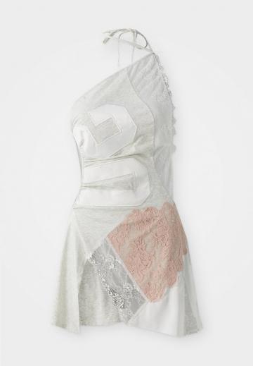 Короткое платье