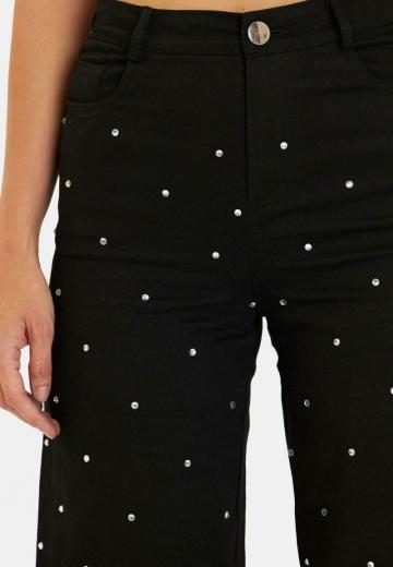 Клешеные джинсы