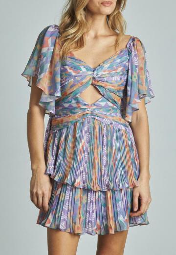 Короткое платье