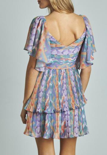 Короткое платье