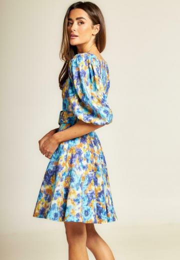 Короткое платье