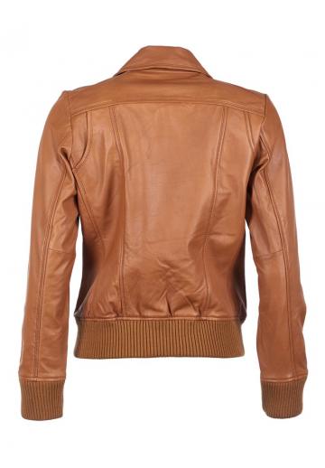 Короткая куртка