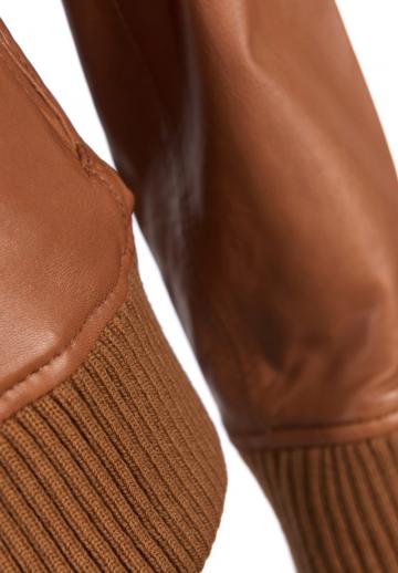 Короткая куртка