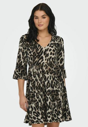 Короткое платье