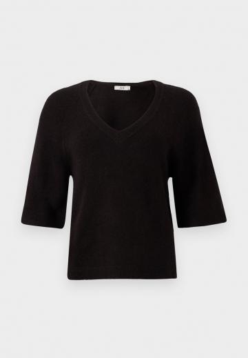 Пуловер с коротким рукавом