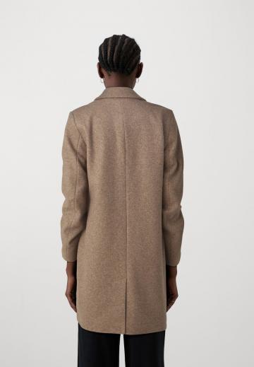 Шерстяное пальто
