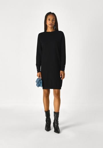 Вязаное платье