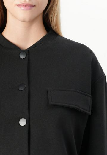Блейзер с накладными карманами