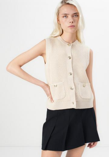 Джинсовая жилетка