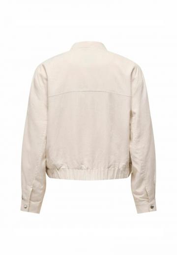 Куртка с накладнымит карманами