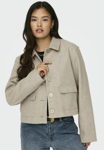 Короткая куртка