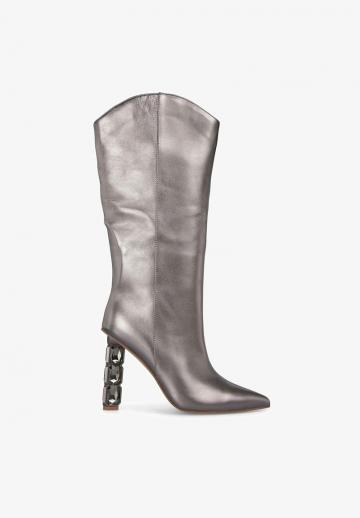 Высокие сапоги