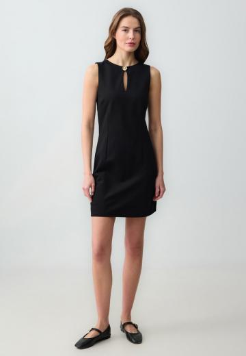 Платье футляр