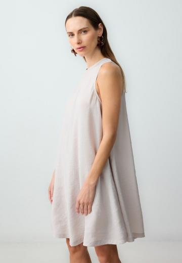 Короткое платье