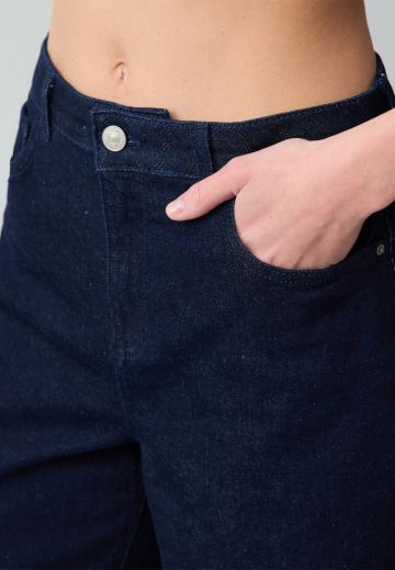 Джинсовые шорты