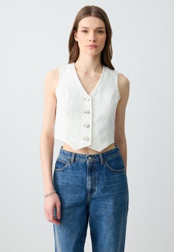 Джинсовая жилетка