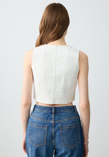 Джинсовая жилетка