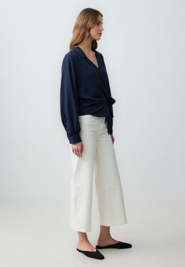 Короткие джинсы