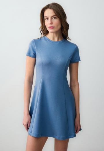 Короткое платье