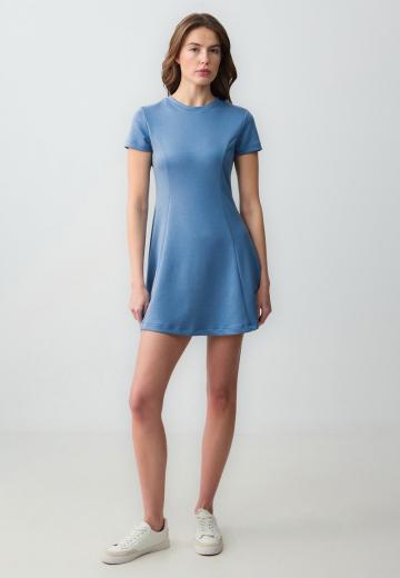 Короткое платье