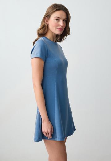 Короткое платье