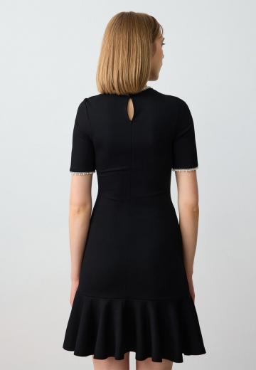 Короткое платье