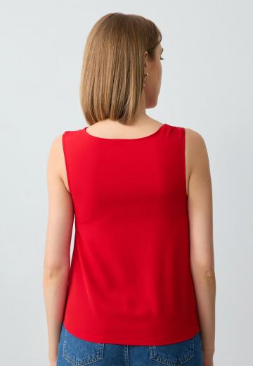Блузка без рукавов