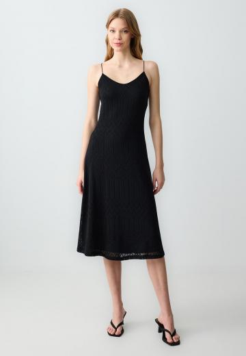 Вязаное платье