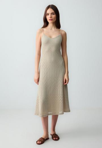 Вязаное платье