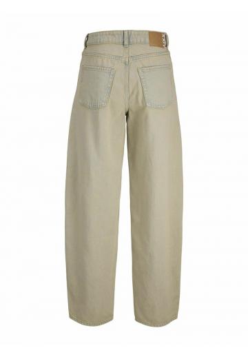 Свободные джинсы