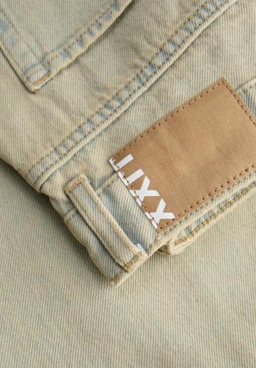 Свободные джинсы