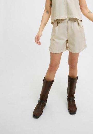 Джинсовые шорты