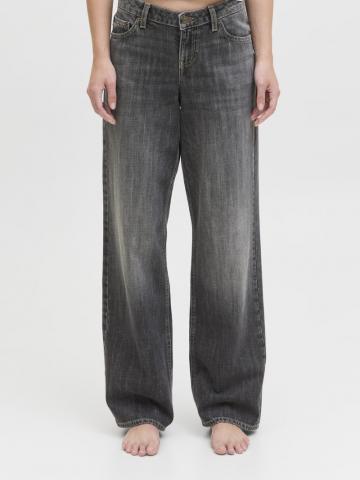 Свободные джинсы