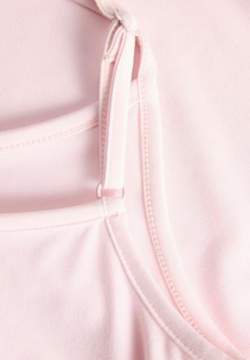 Топ на бретельках