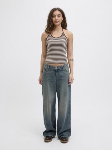 Топ на бретельках