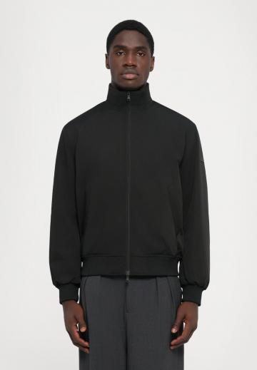 Куртка бомбер