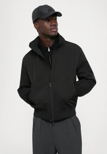 Куртка бомбер