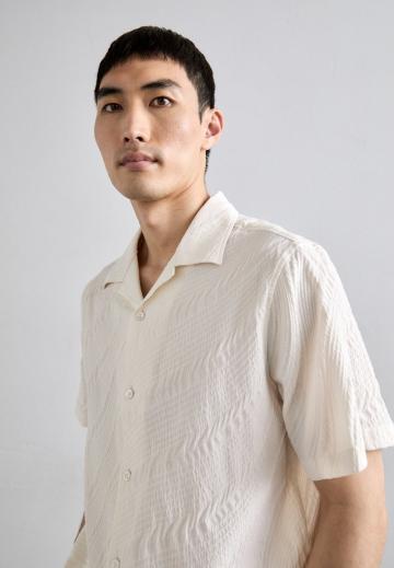 Рубашка с коротким рукавом