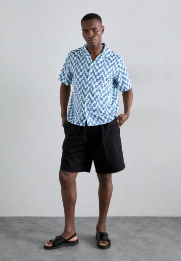 Рубашка с коротким рукавом