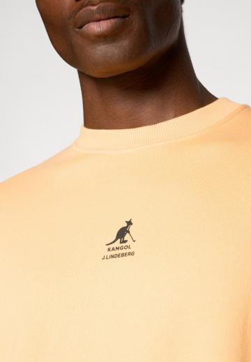 Спортивная кофта