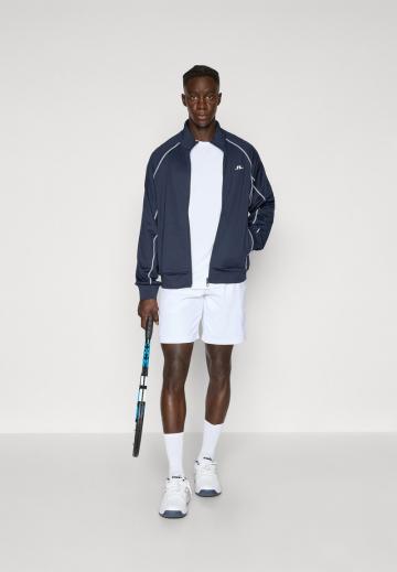 Спортивная куртка