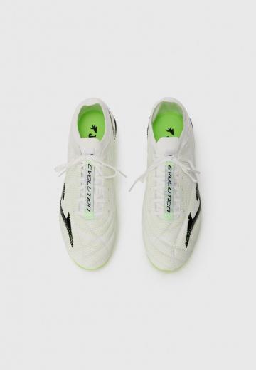 Футбольные бутсы