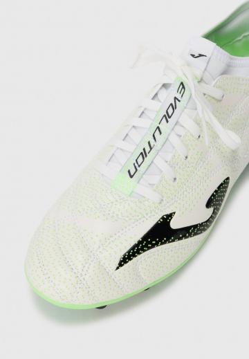 Футбольные бутсы