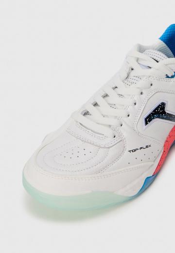 Футбольные бутсы