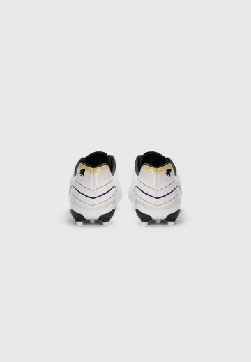 Футбольные бутсы