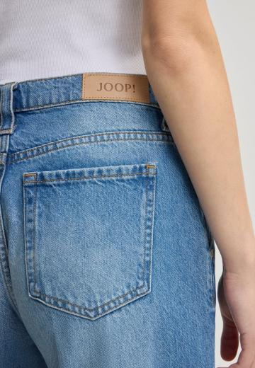 Свободные джинсы