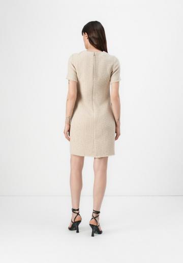 Короткое платье