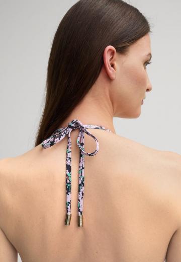 Слитный купальник