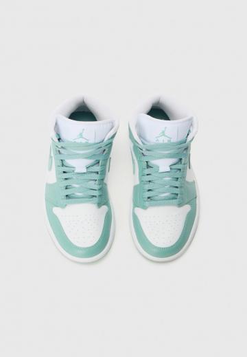 Высокие кеды