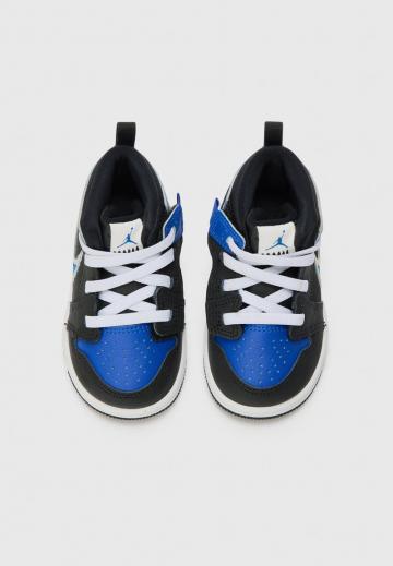 Детская обувь